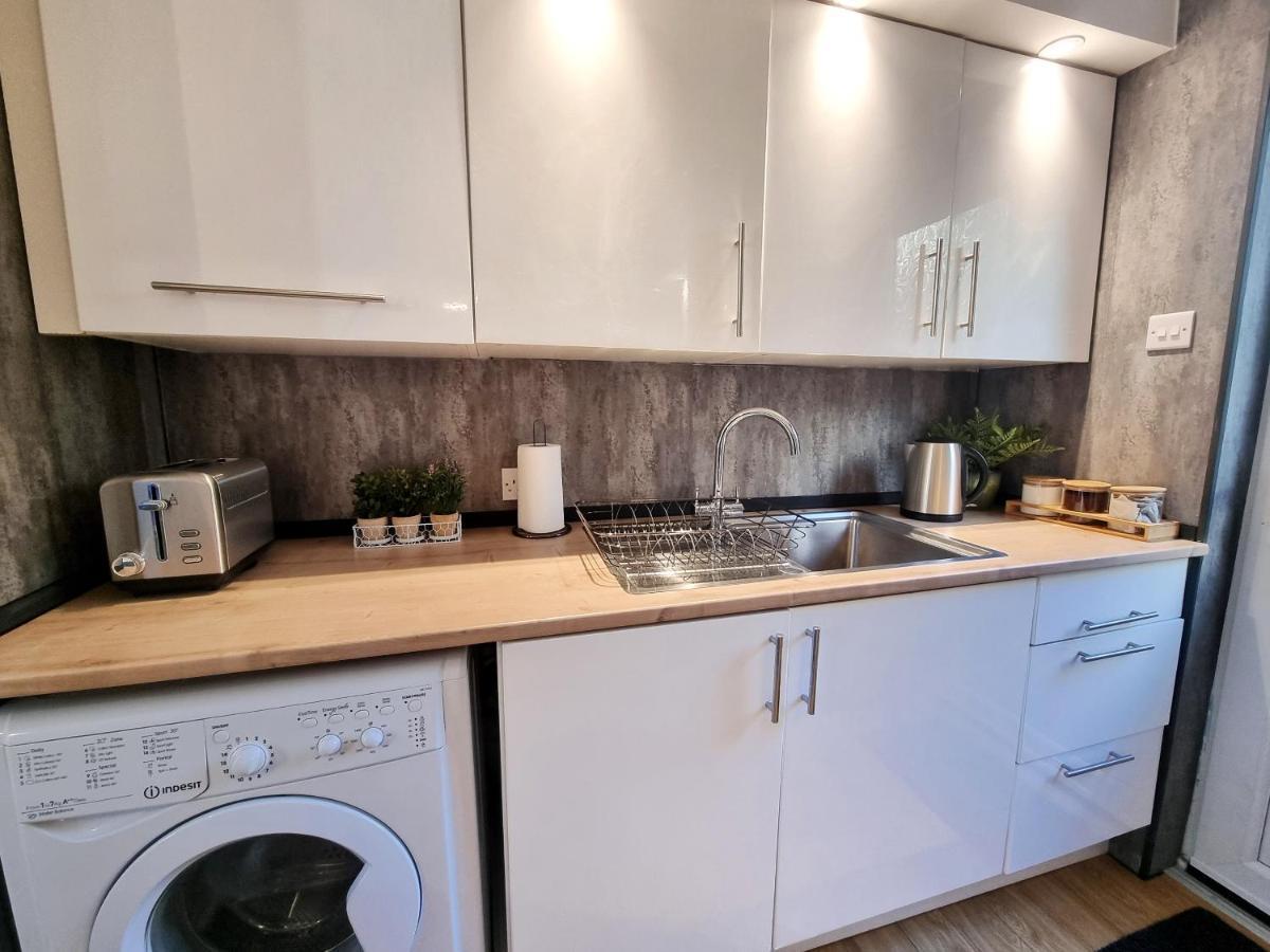 ווטפורד Cosy Apartment Nearby Train Station! מראה חיצוני תמונה